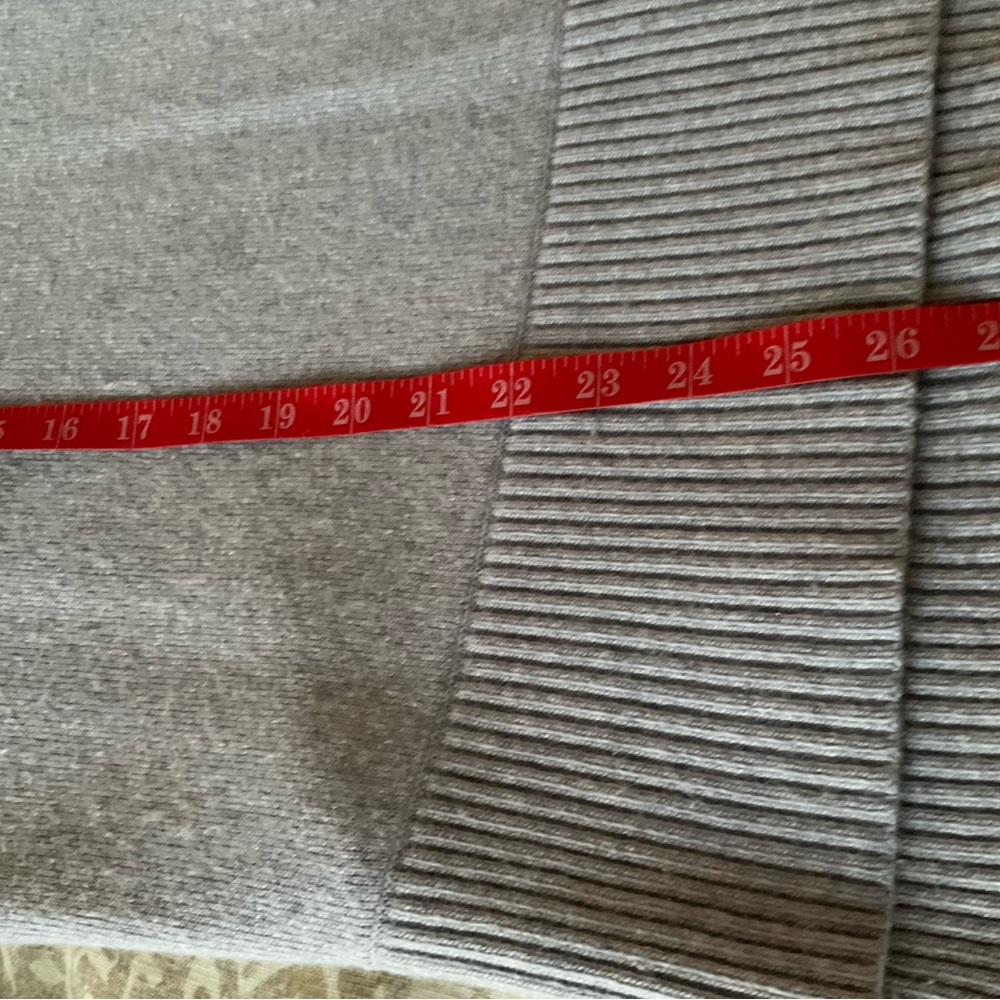 Club Monaco mock neck tunic - Picture 6 of 8